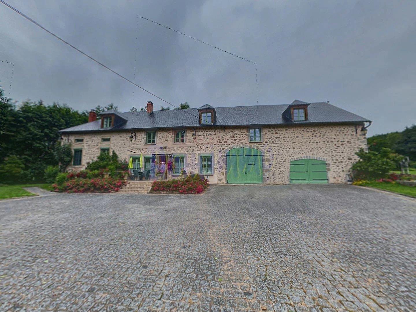 In the heart of the Morvan: Exceptional old mill restored in Burgundy