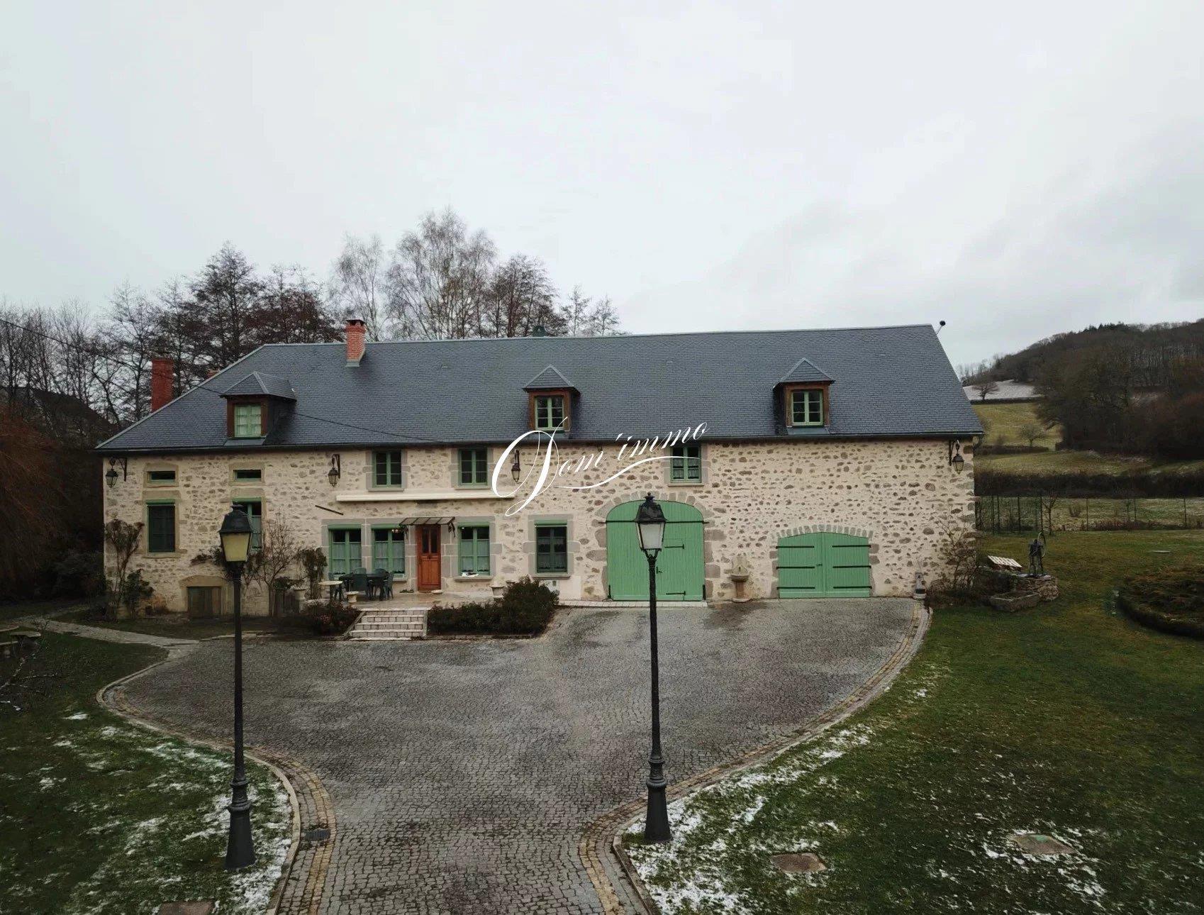 In the heart of the Morvan: Exceptional old mill restored in Burgundy