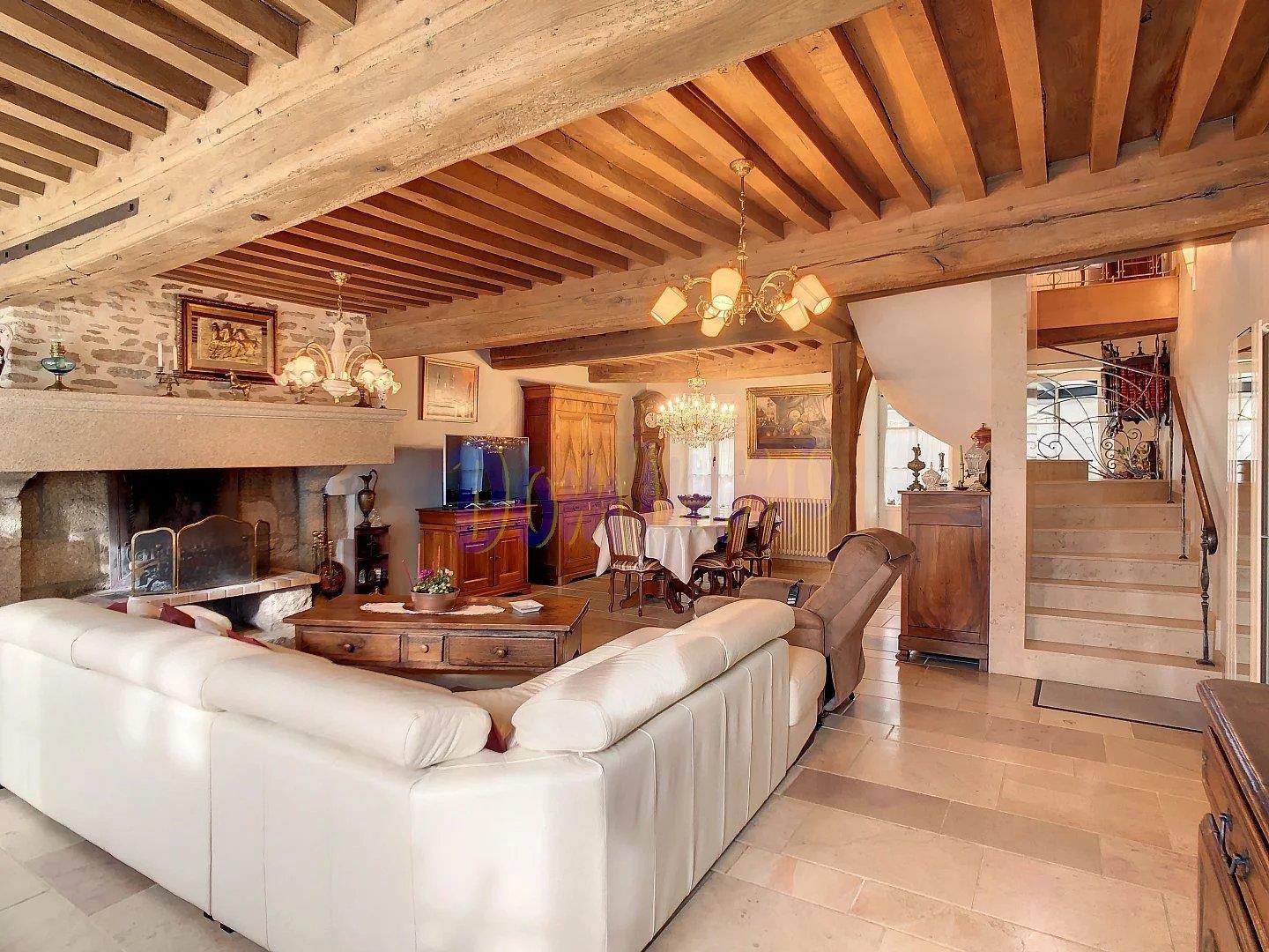 In the heart of the Morvan: Exceptional old mill restored in Burgundy