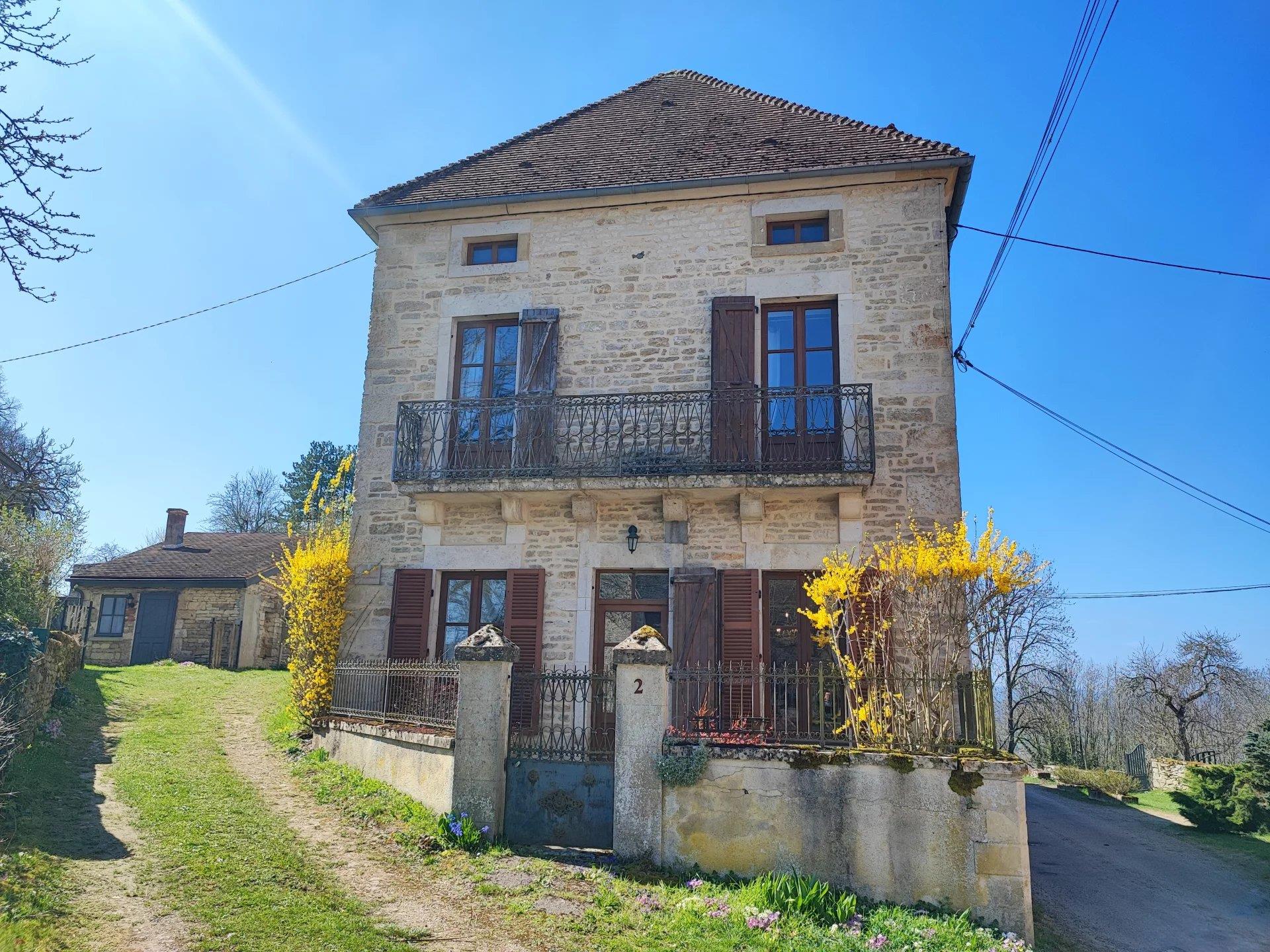 Mont Saint Jean : Maison Rénovée