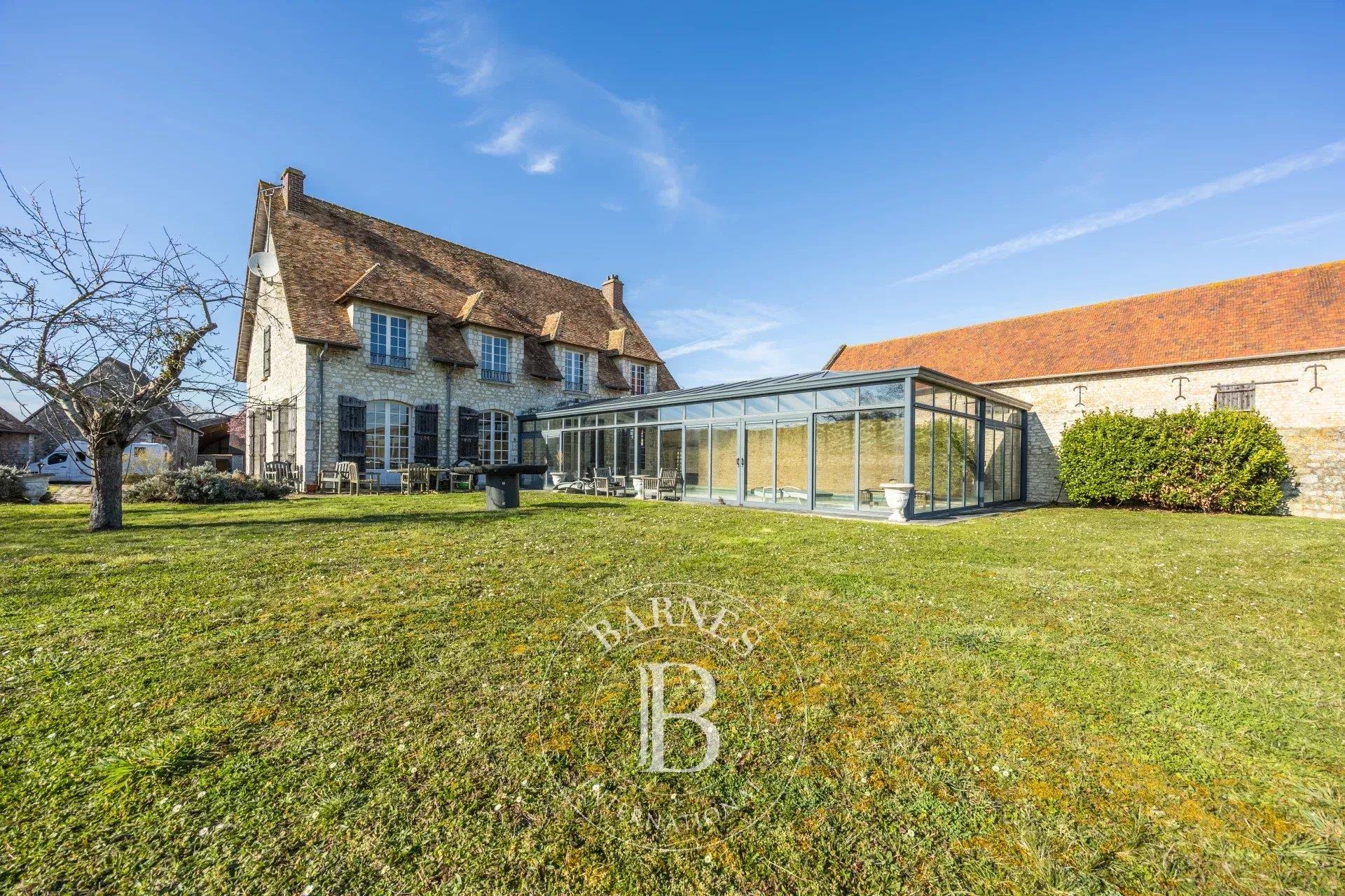 25-Hectare estate on the Seine - 1 hour from Paris