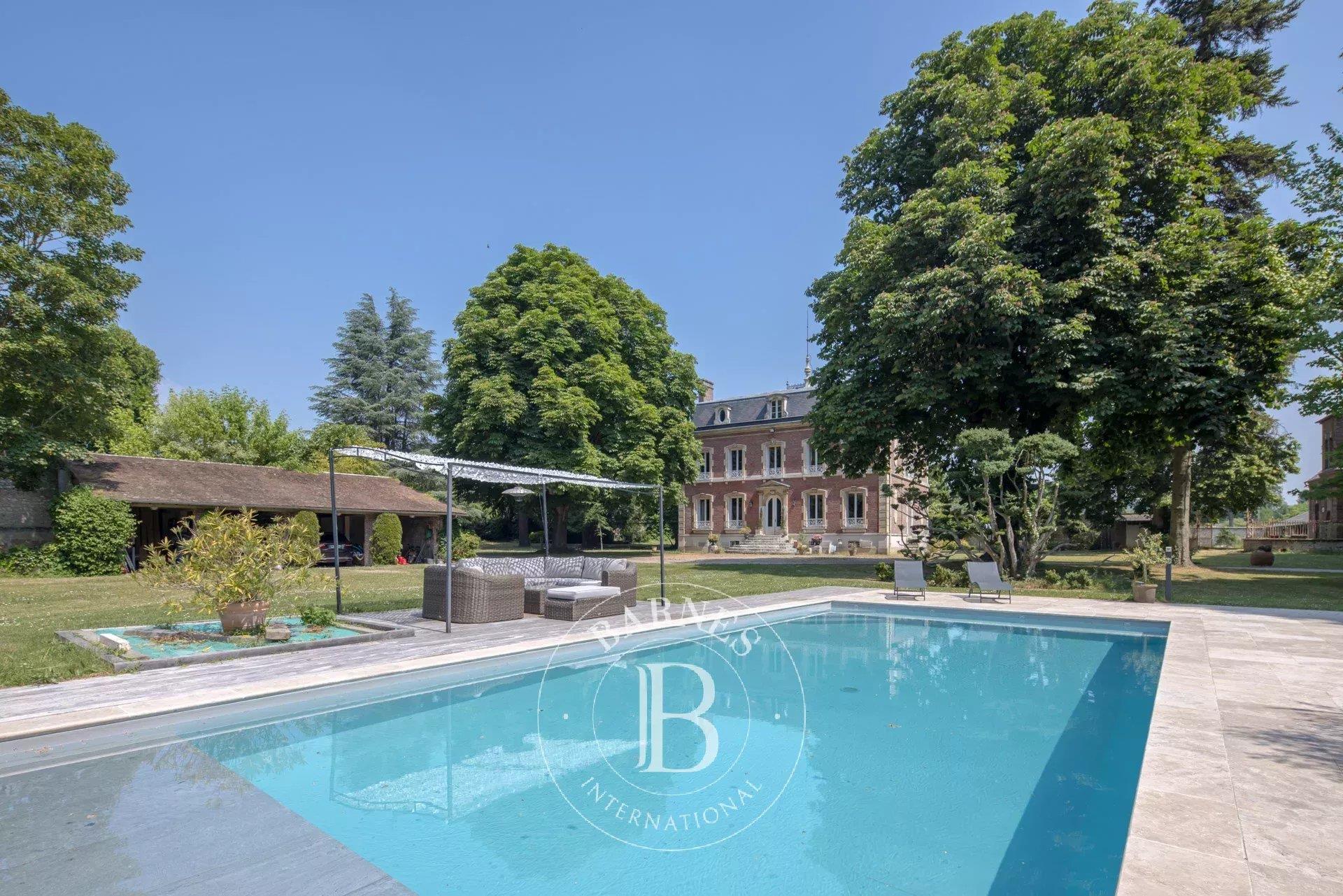 Vallée de l'Eure - Private equestrian estate - Beautiful manor house