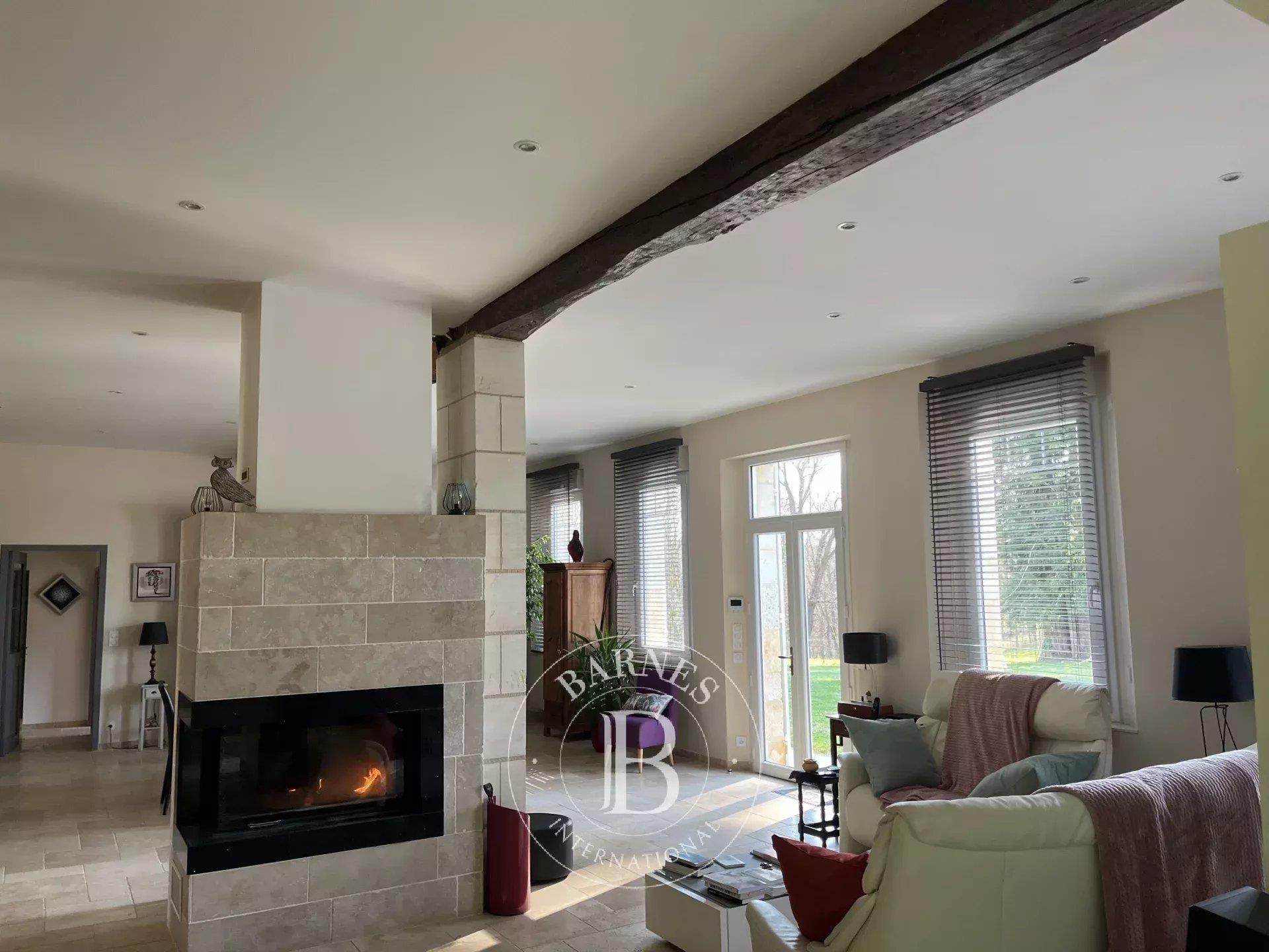 Périgord, Bergerac - Contemporary house with 20 hectares