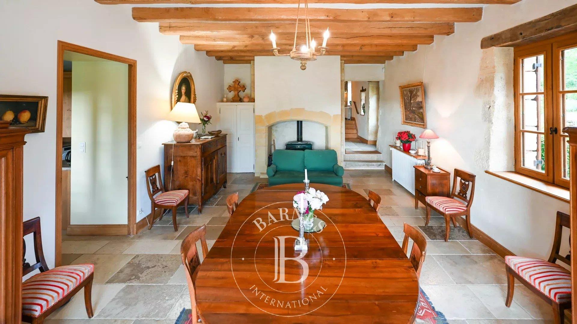 Couze-Et-Saint-Front – Elegant countryside estate on 20 hectares, 5 minutes from Lalinde in Dordogne