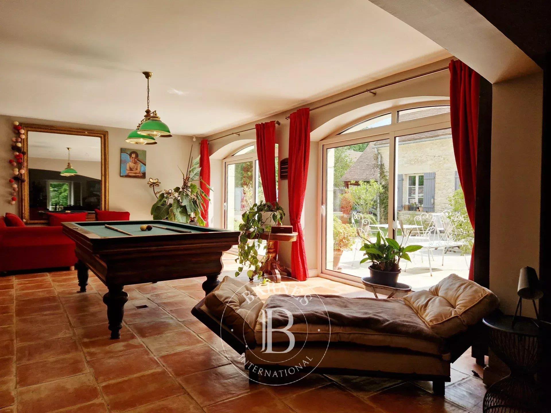Vienne-En-Arthies (95) - Family Home - Swimming Pool and Pool House