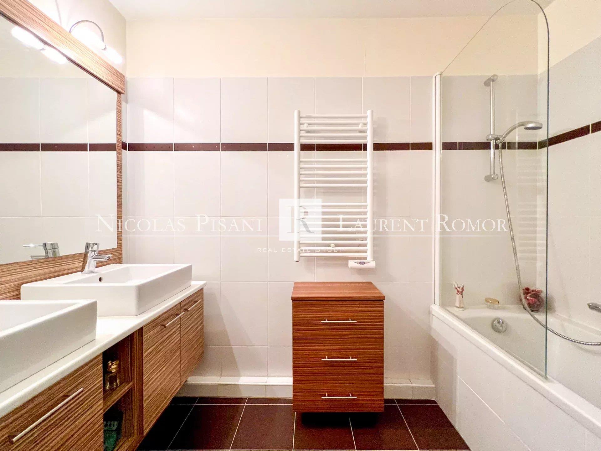 Appartement à vendre, 74m², Nice