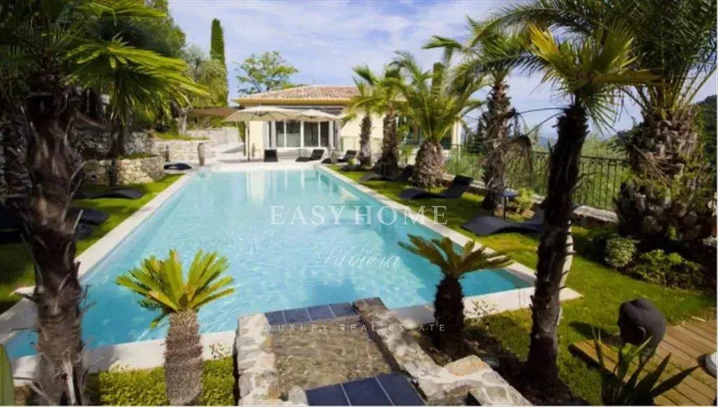 Domaine de 3 Villas de luxe Grasse
