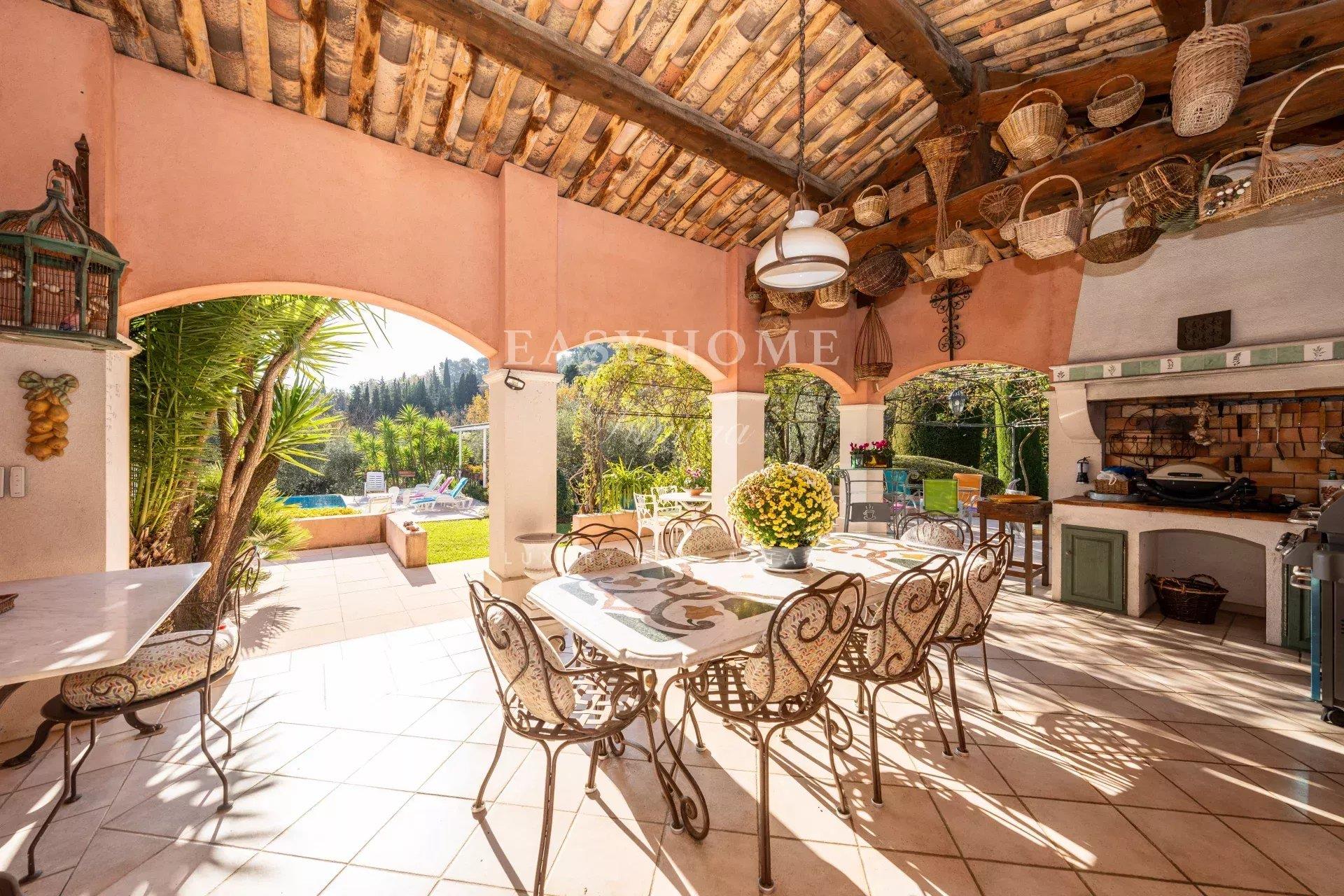 Sale 2 villas absolute calm 20 min from the sea