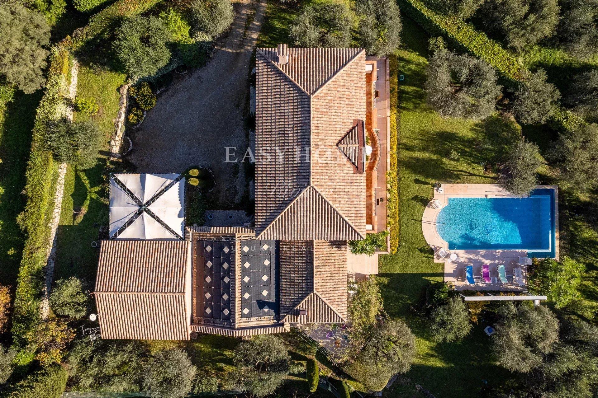 Sale 2 villas absolute calm 20 min from the sea