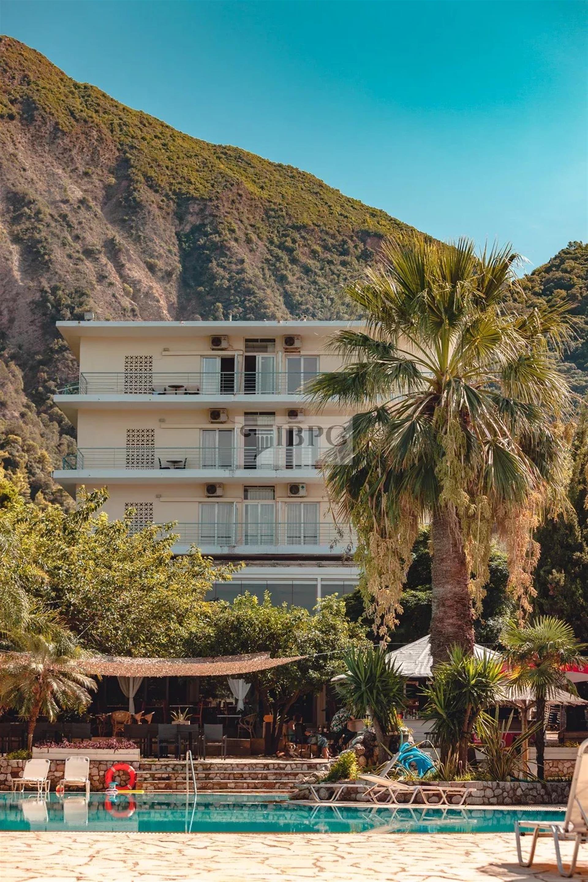 Hotel in a prime location in Patra