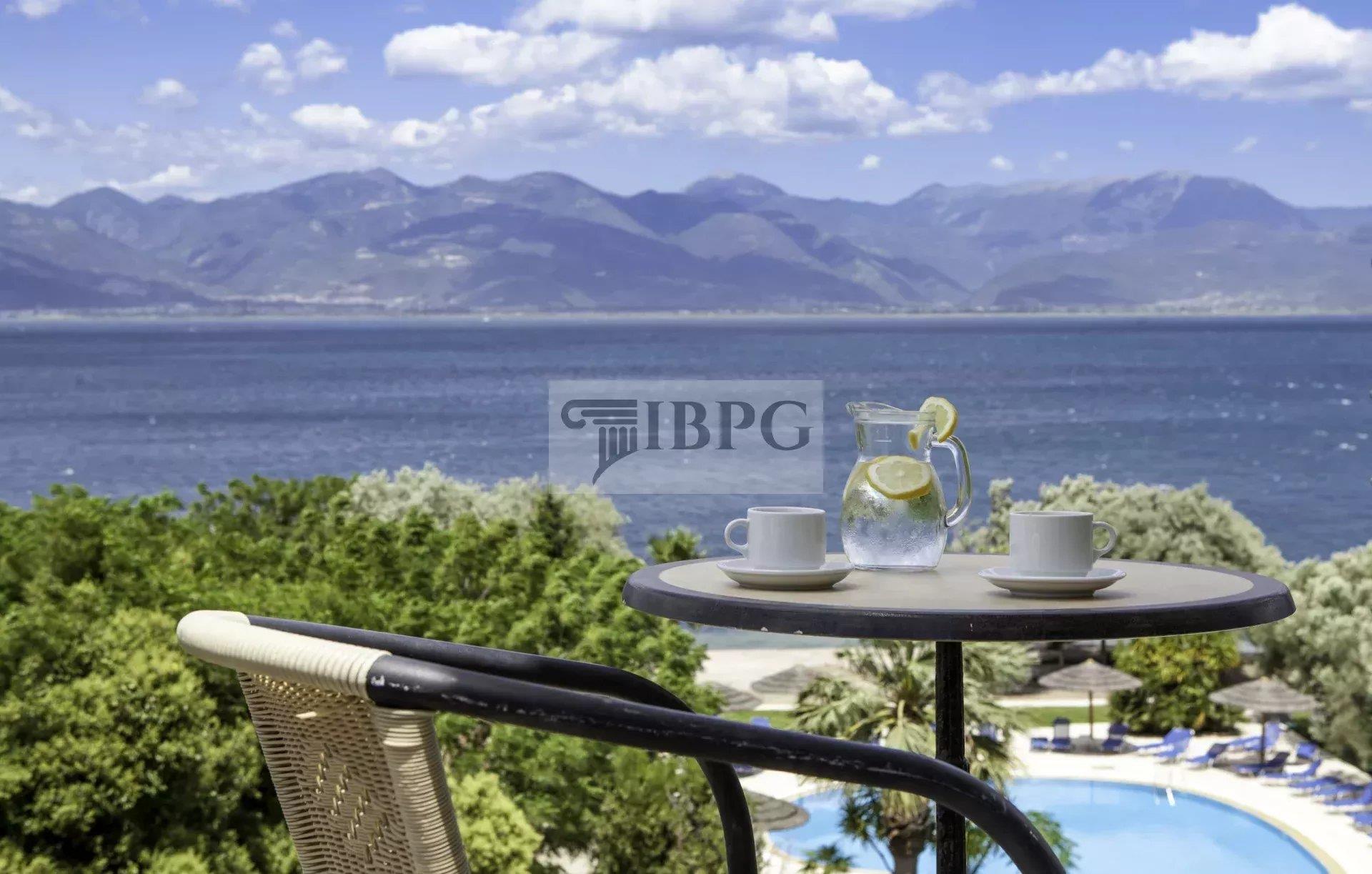 Hotel in a prime location in Patra