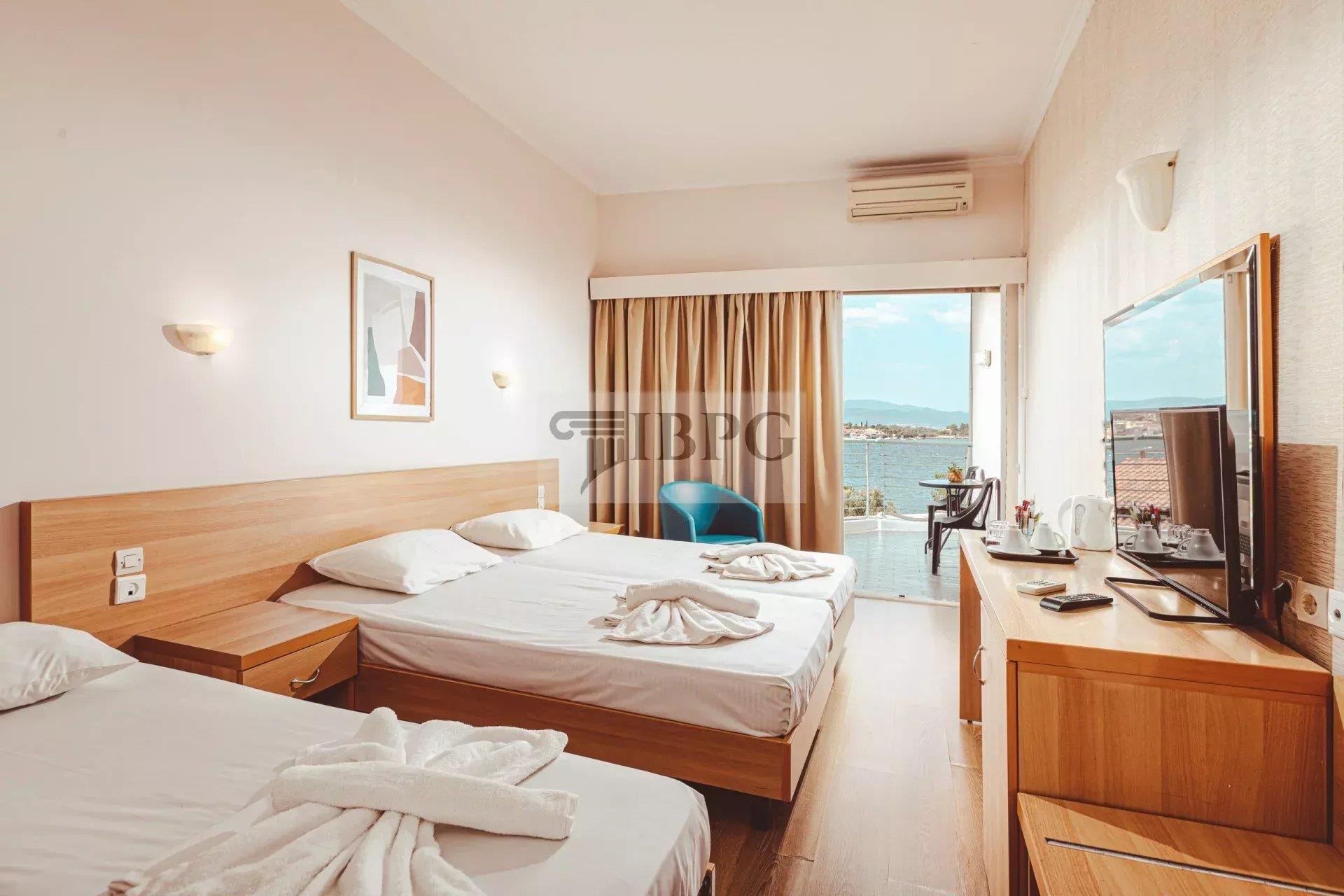 Hotel in a prime location in Patra