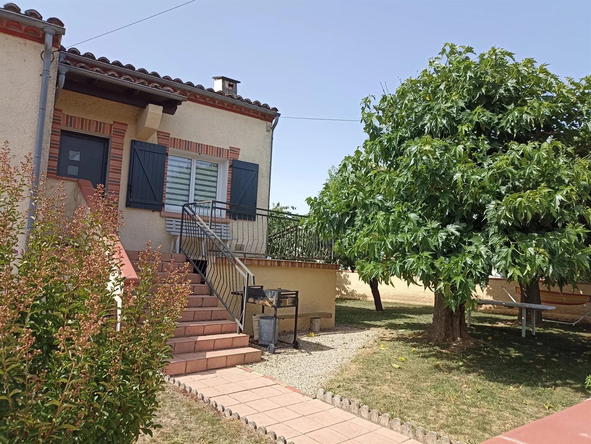 Compra: Vivenda (81500)