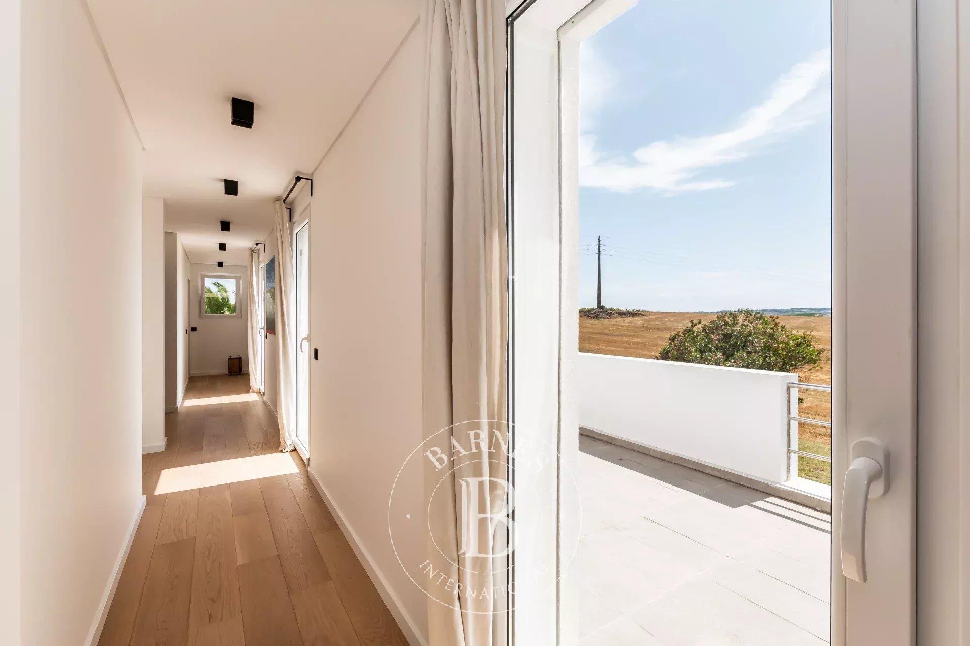 Contemporary Villa