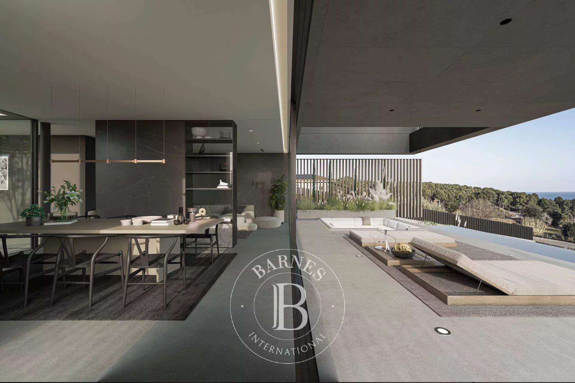 High-End villa with a pool and sea views in Teià, just a few minutes from Barcelona.