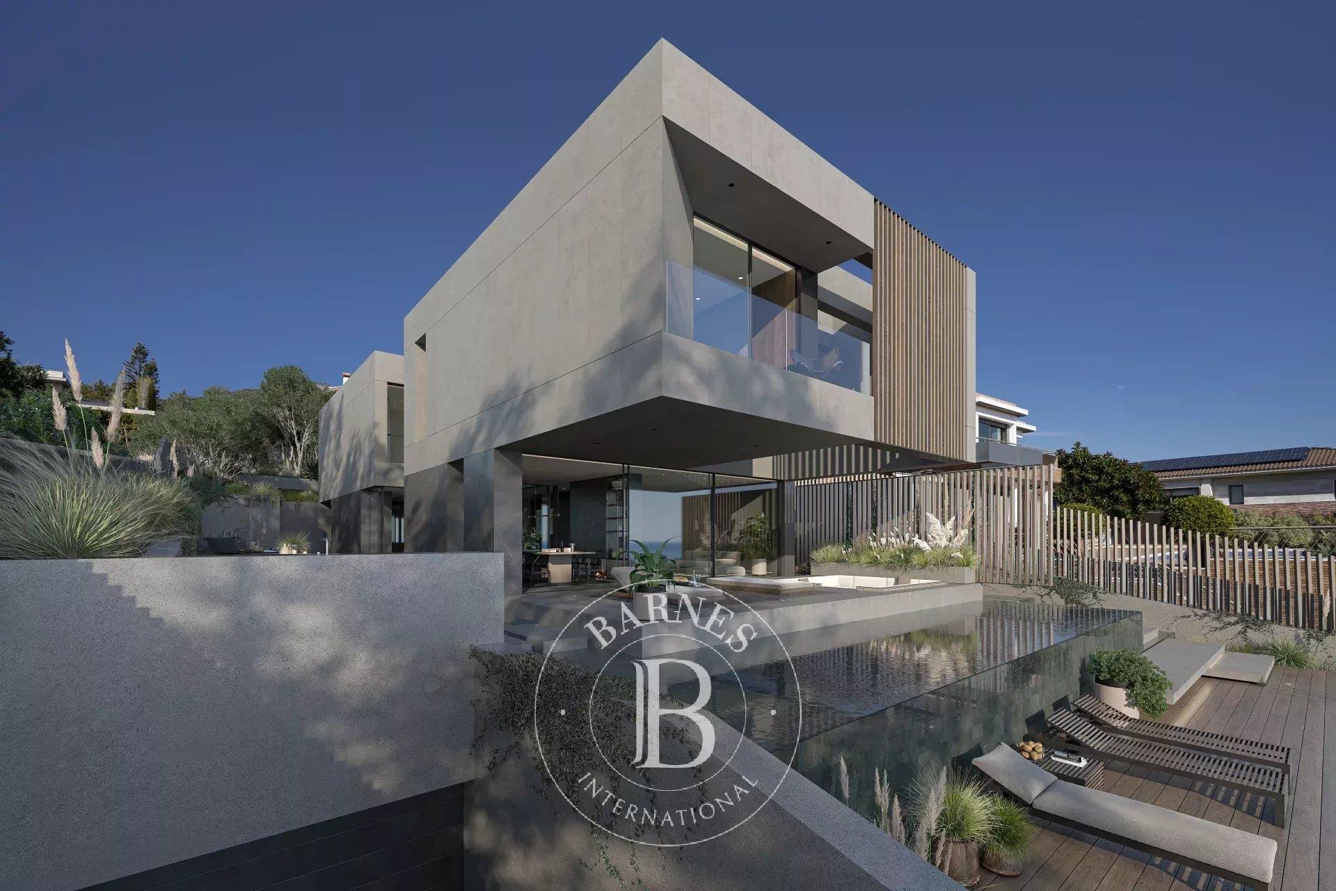 High-End villa with a pool and sea views in Teià, just a few minutes from Barcelona.