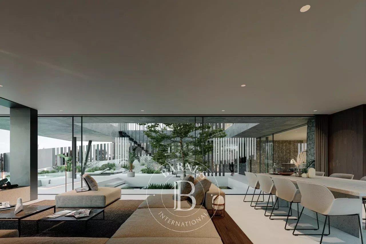 High-End villa with a pool and sea views in Teià, just 20 minutes from Barcelona.