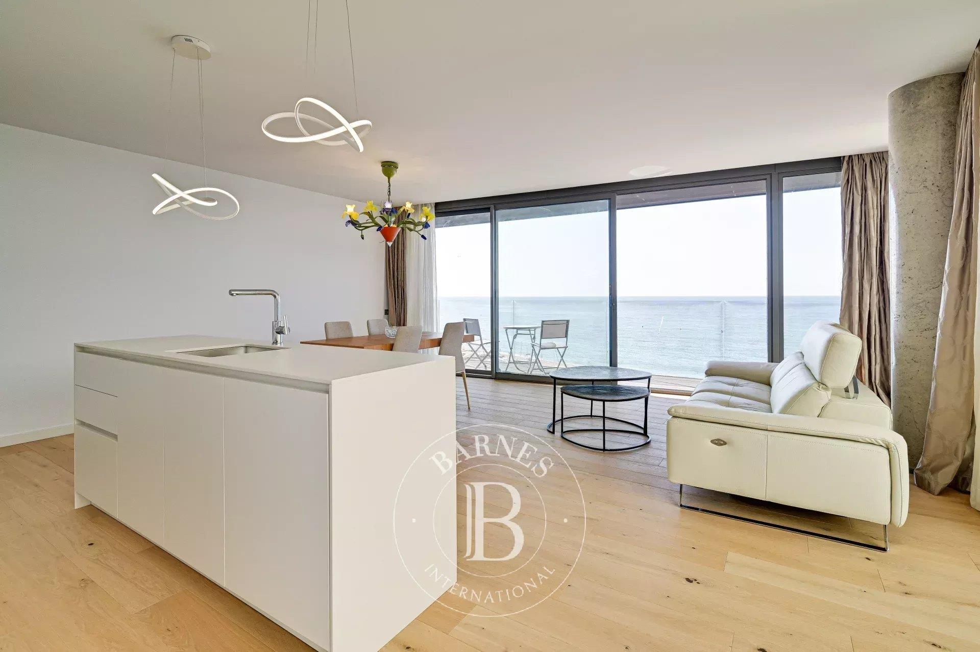 Wonderful brand new property on the seafront in Lloret de Mar, Costa Brava