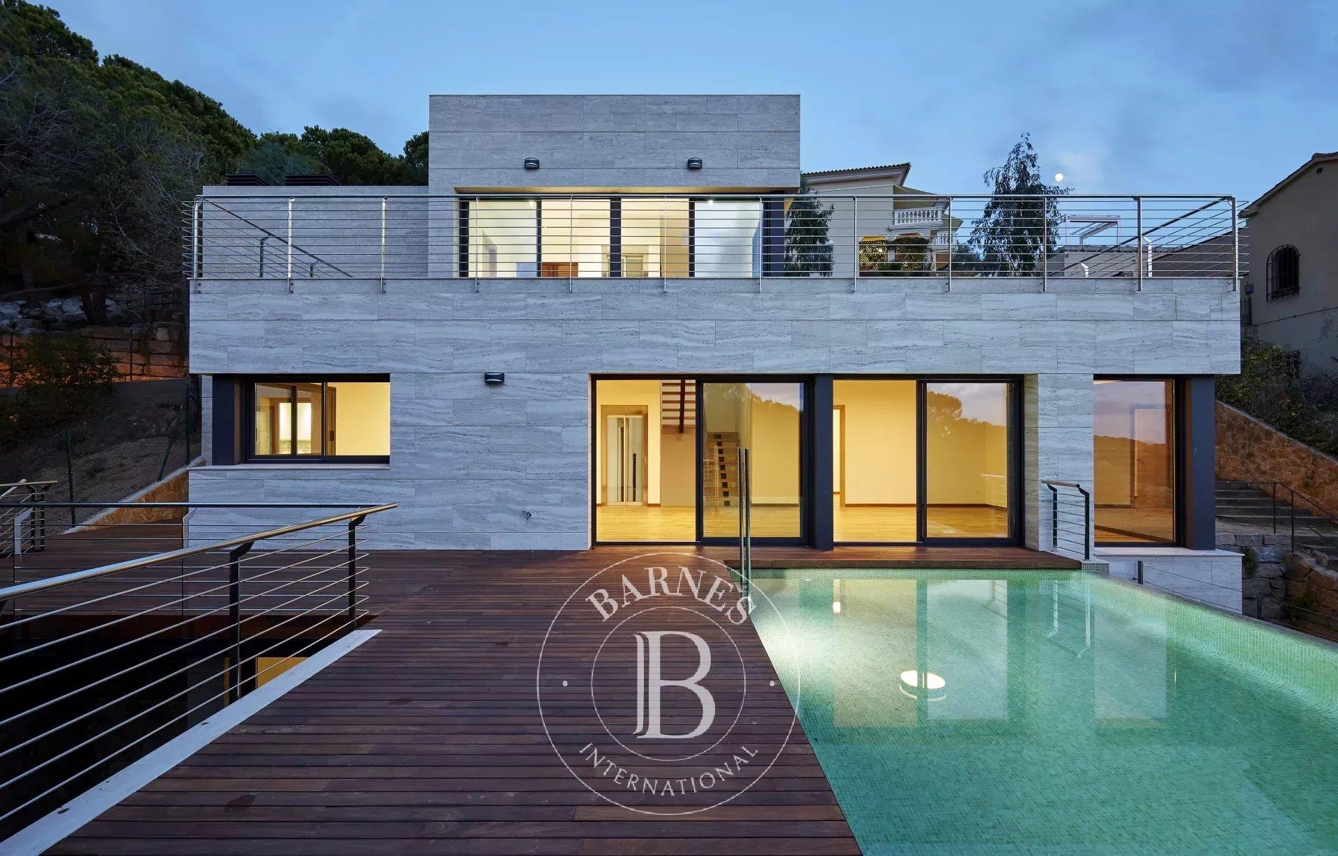 Villa with sea views in Lloret de Mar, Costa Brava
