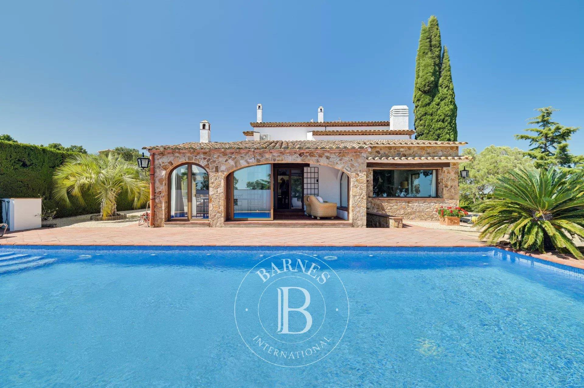 Prestigious villa with sea views in Platja d'aro, Costa Brava