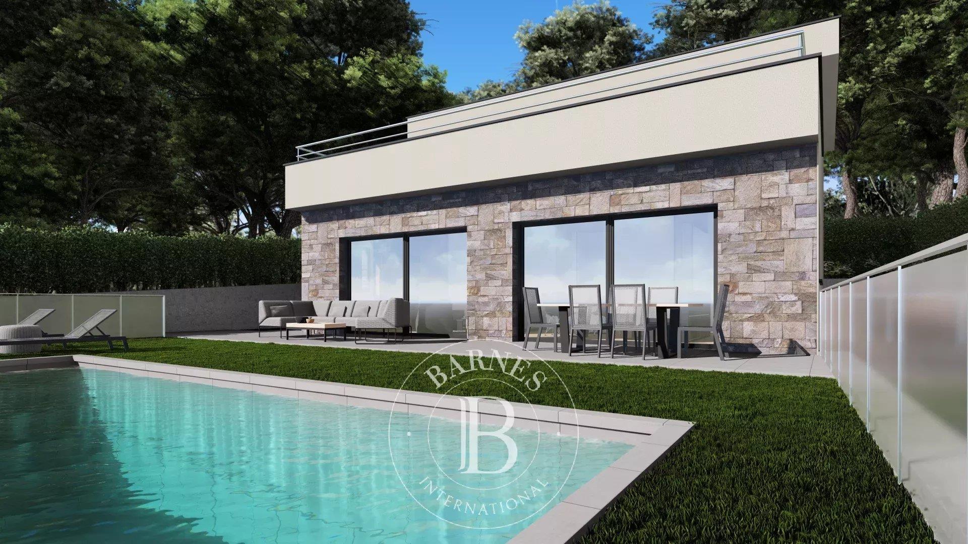 Newly built villa in the exclusive Mas Vilar neighborhood, just a 10-minute walk from the beach in S