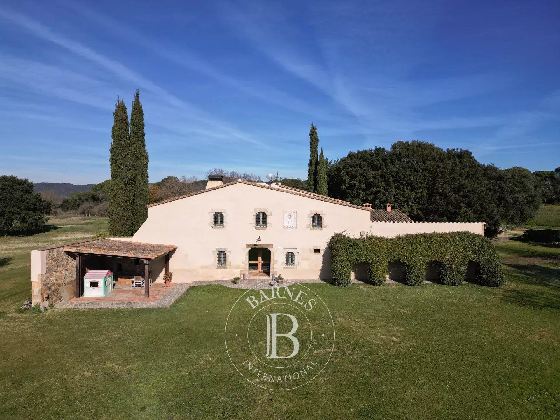 Renovated 13th-Century Country House with Horse Stables, Just 15 Minutes from Costa Brava Beaches an