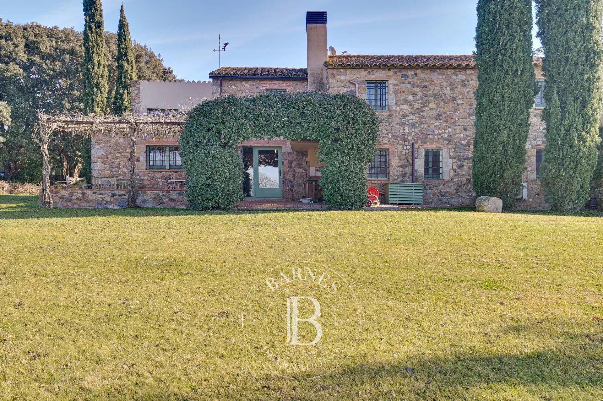 Renovated 13th-Century Country House with Horse Stables, Just 15 Minutes from Costa Brava Beaches an