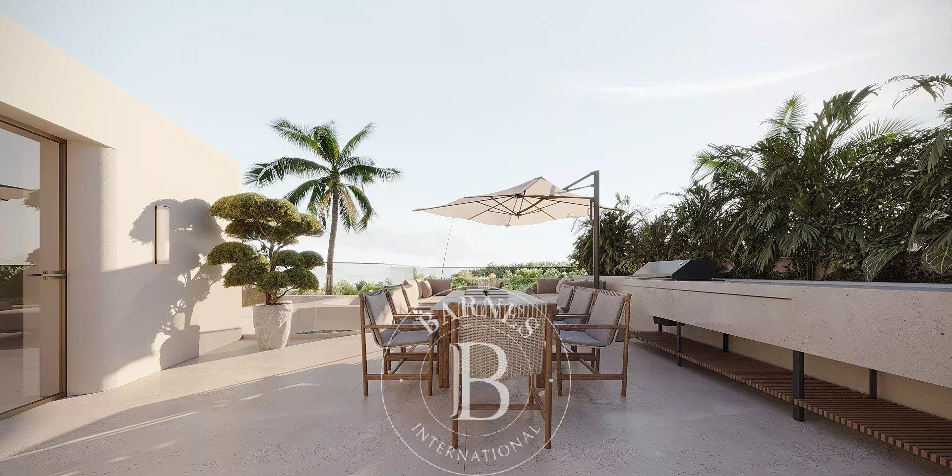 Sophisticated Penthouse with Stunning Mediterranean Views in San Agustí