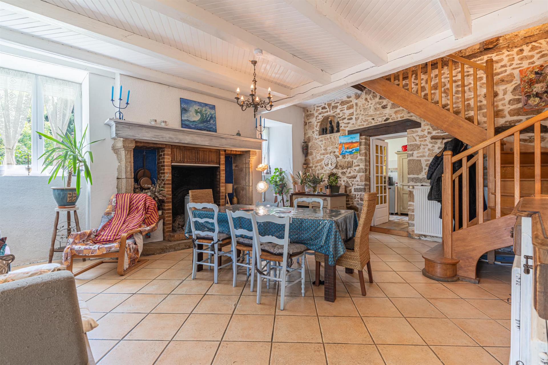 Authentic French living large house and separate large barn