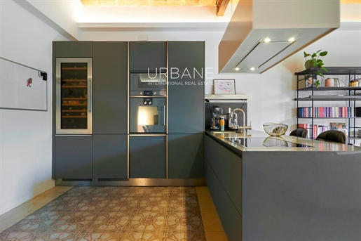Luxuriöse Designerwohnung zum Verkauf im Herzen von Barcelonas Eixample Dret