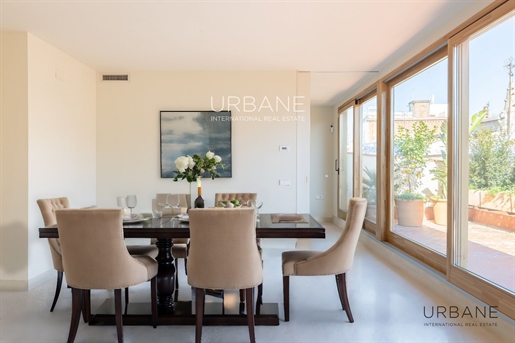 Exclusive Penthouse with 45m2 Private Terrace in Barcelona's Old Town