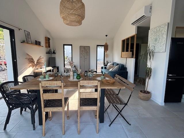 Casa nova mobilada com vista panorâmica, terraço e pérgula bioclimática