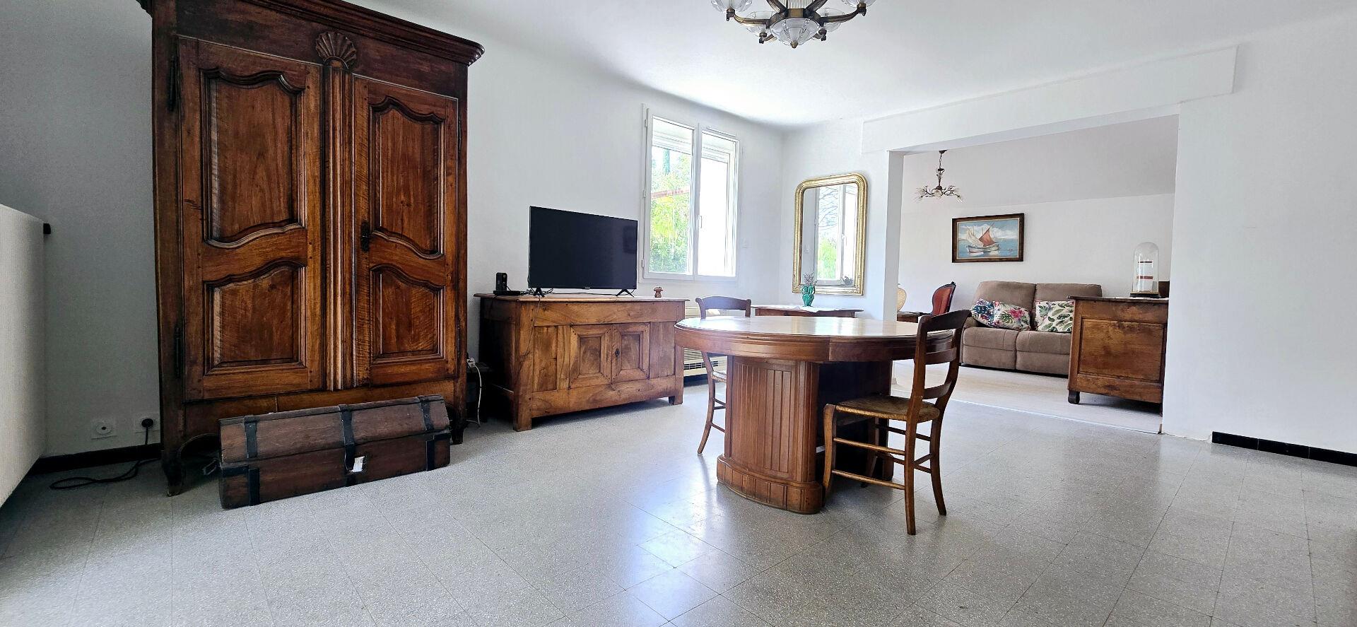 Maison Pont St Esprit - 5 pièces - 98 m² + Véranda