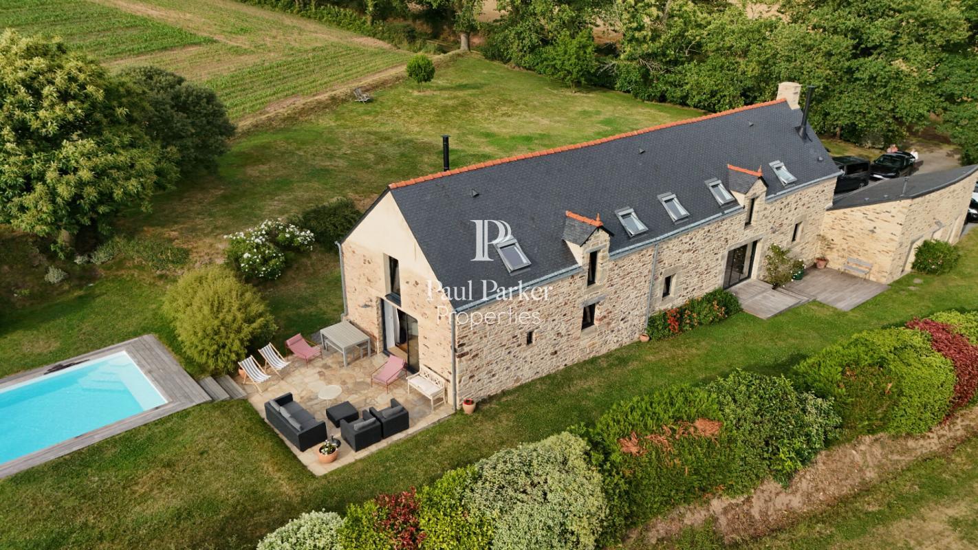 Morbihan Near Redon - Favorite farmhouse in the Vilaine Valley - 6 rooms 206.84 m2 - swimming pool