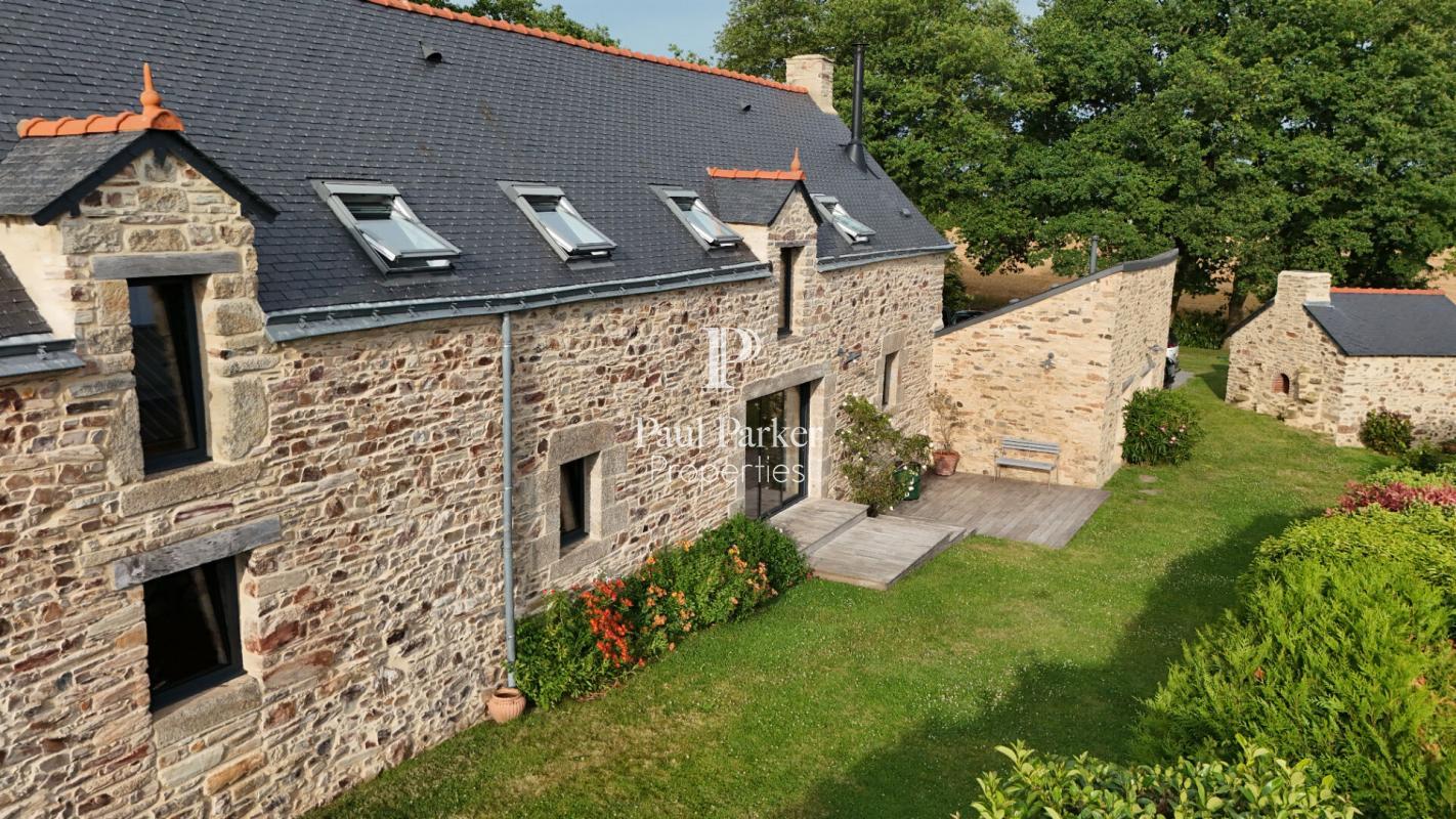 Morbihan Near Redon - Favorite farmhouse in the Vilaine Valley - 6 rooms 206.84 m2 - swimming pool
