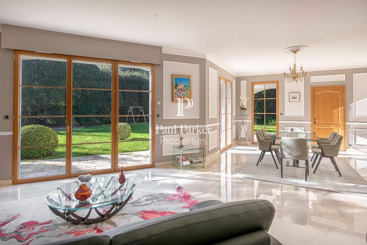 La Baule Les pins - Villa of 335 m2 garden of 1770 m2