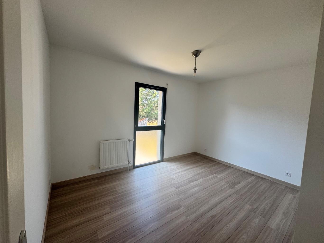 Maison mitoyenne de 93m2 avec garage