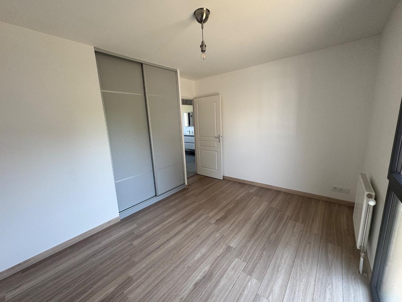 Maison mitoyenne de 93m2 avec garage