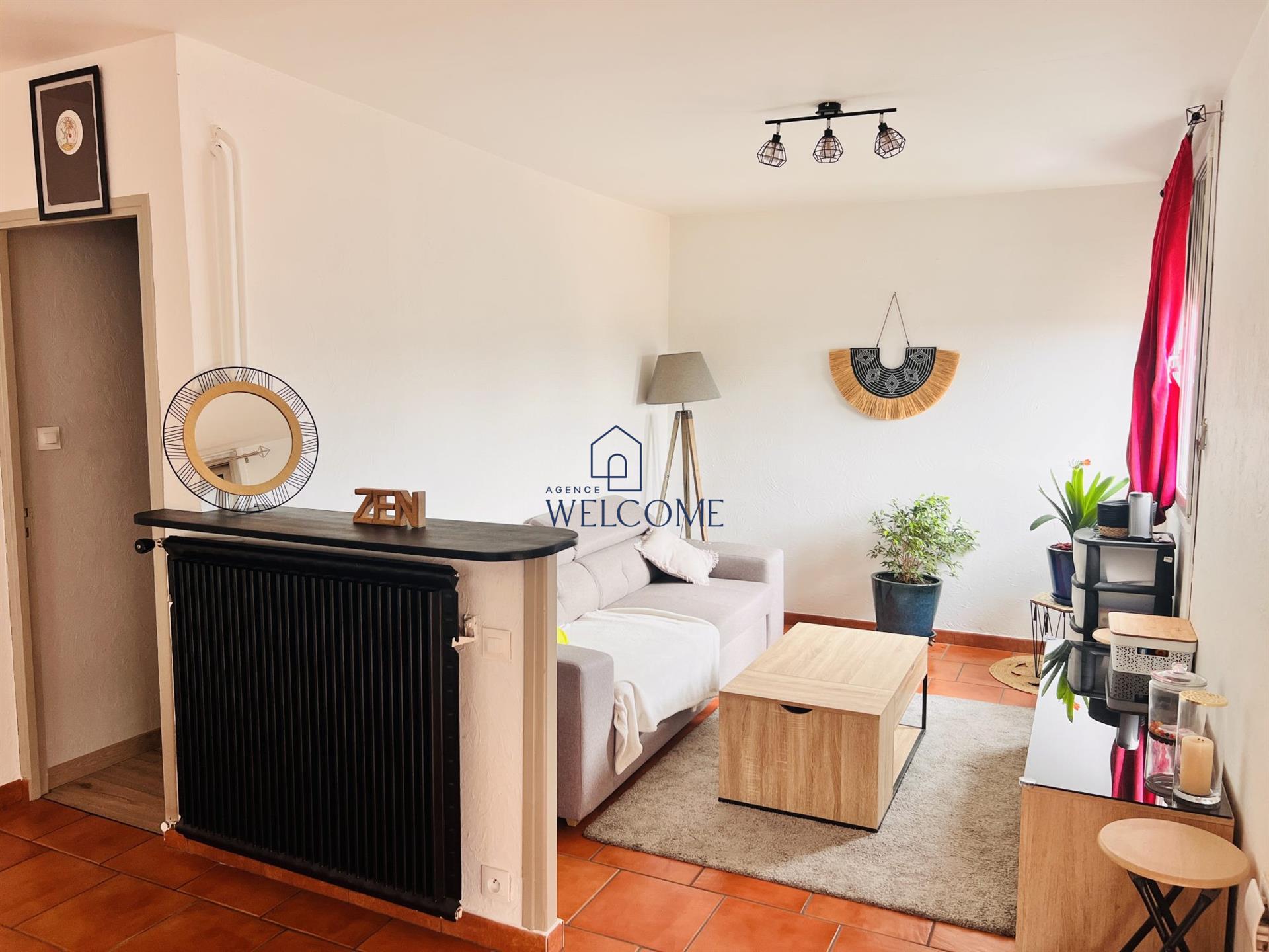 Purchase: Apartment (30200)