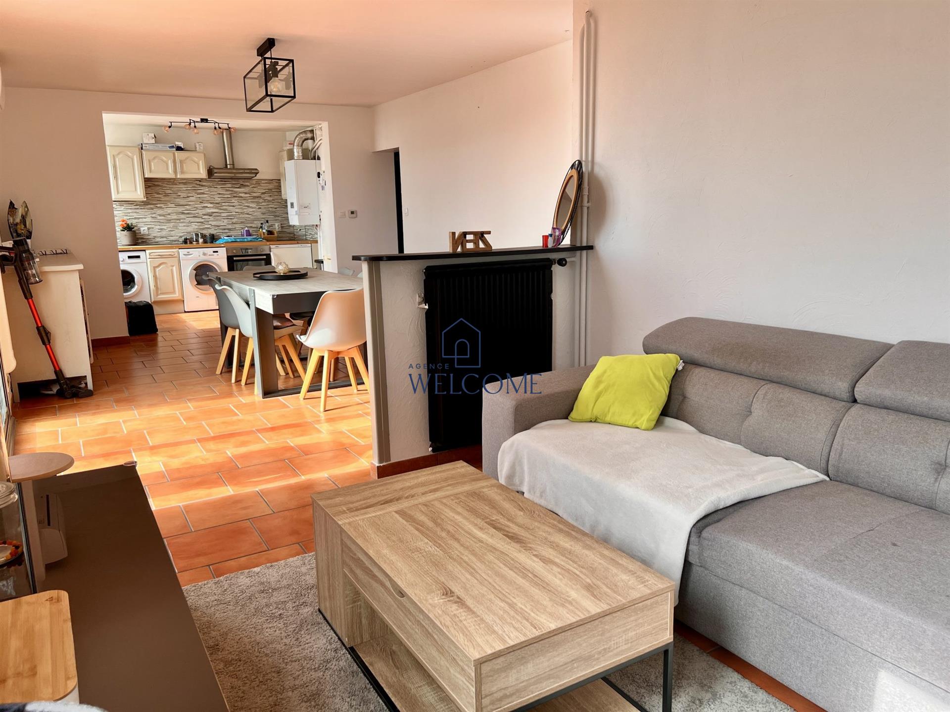 Purchase: Apartment (30200)