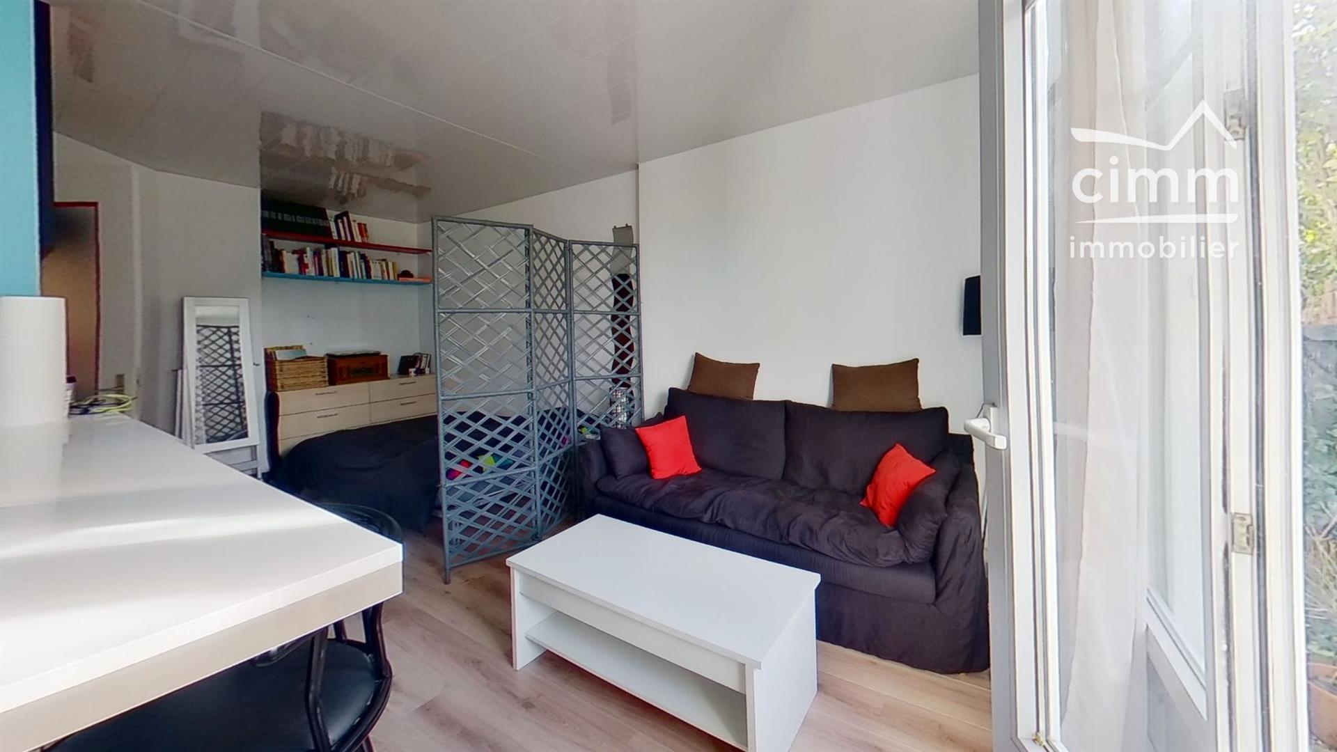 Cumpărare: Apartament (77400)
