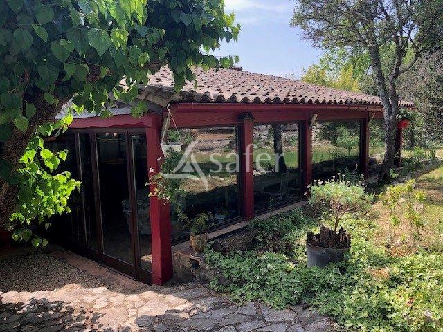 Compra: Vivenda (30140)