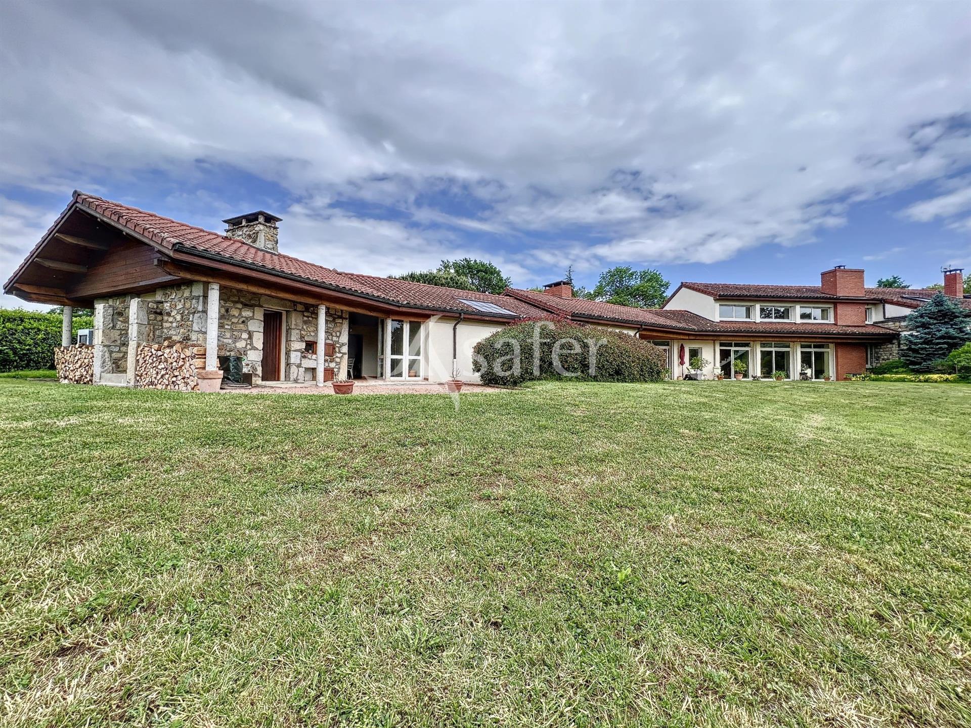 Propriété rurale sur 1,3 ha attenant