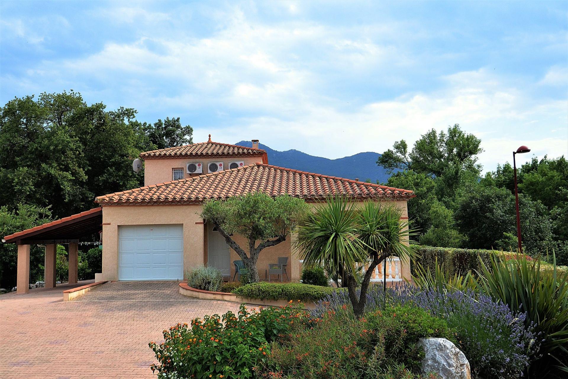 Property for sale in Saint Genis des Fontaines