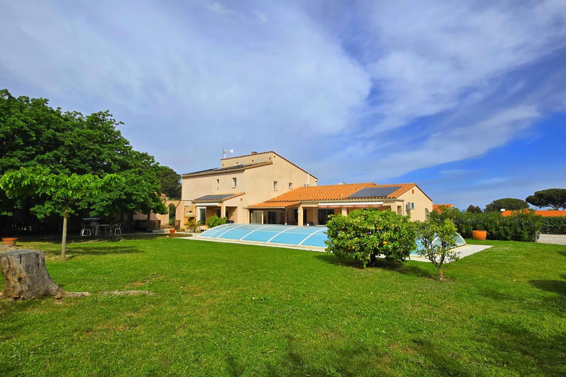 Property for sale in Laroque des Alberes