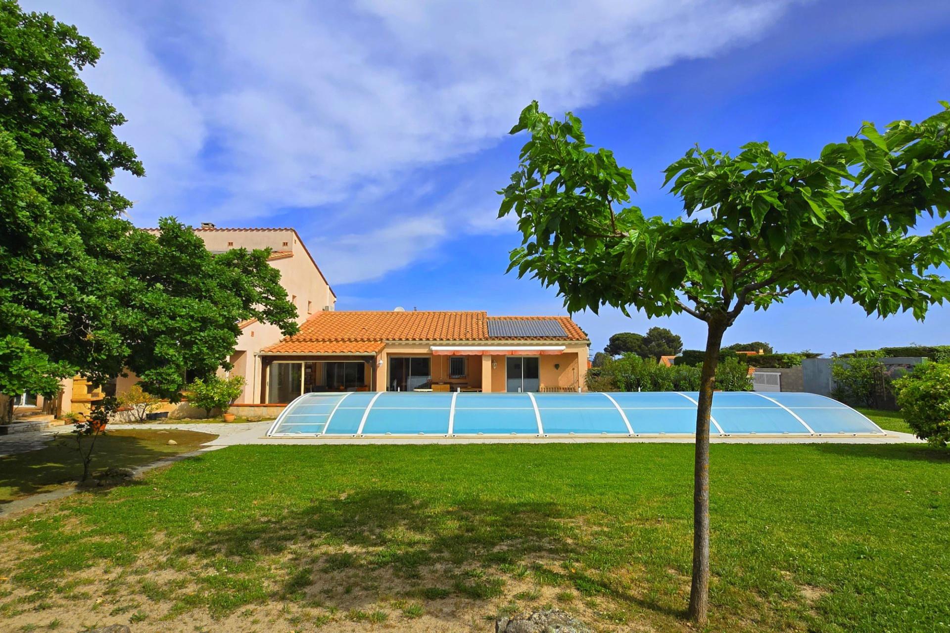 Property for sale in Laroque des Alberes