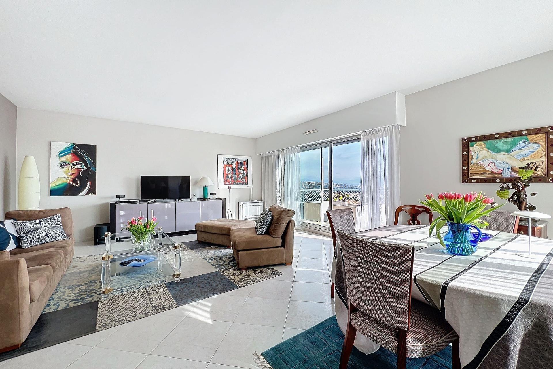 Compra: Apartamento (06410)
