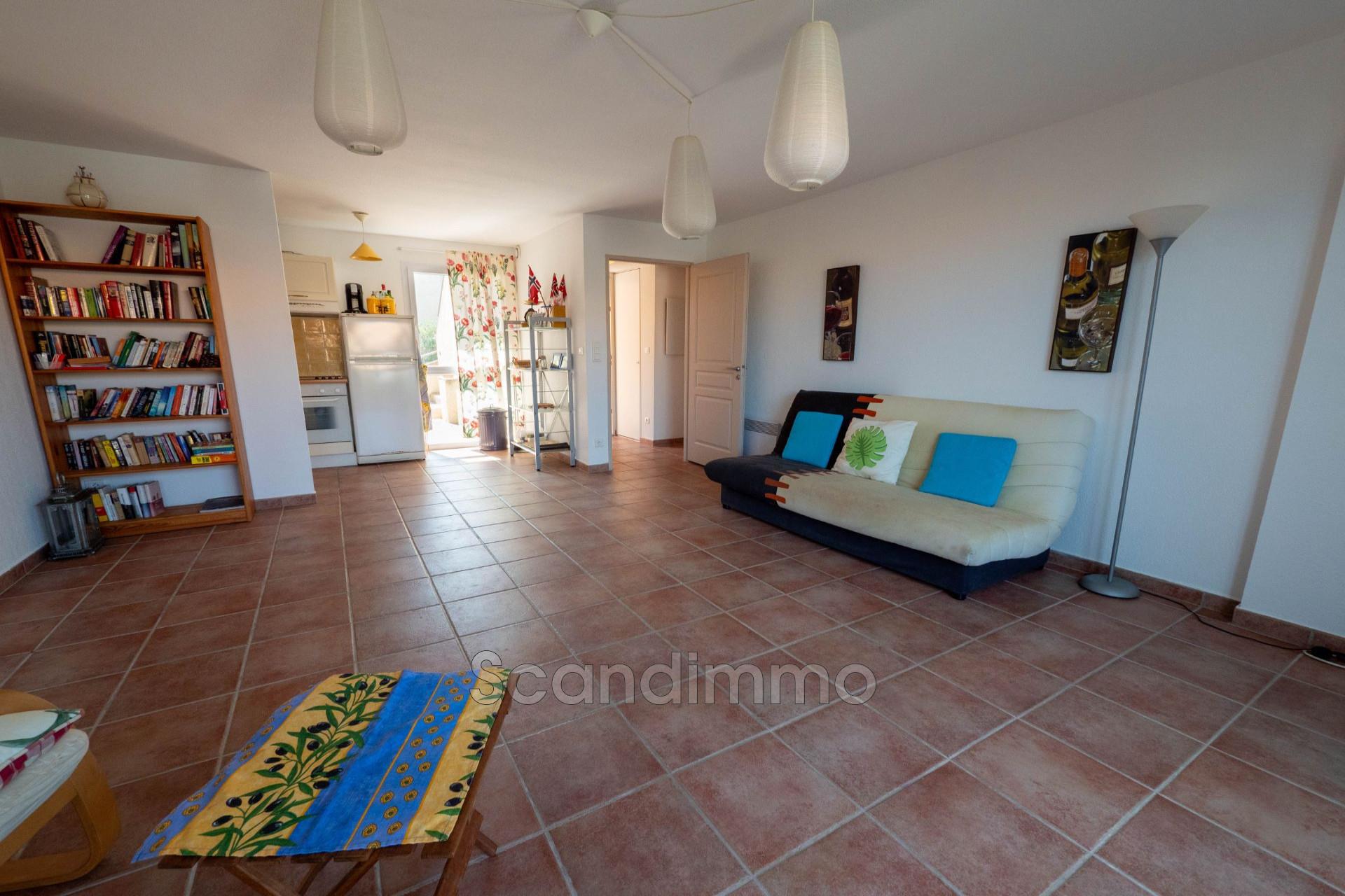 Purchase: Apartment (11510)