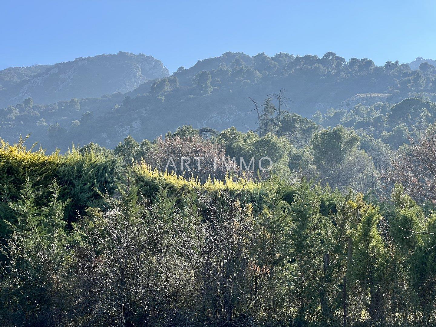 Terrain Constructible À Vendre Au Pied Du Luberon