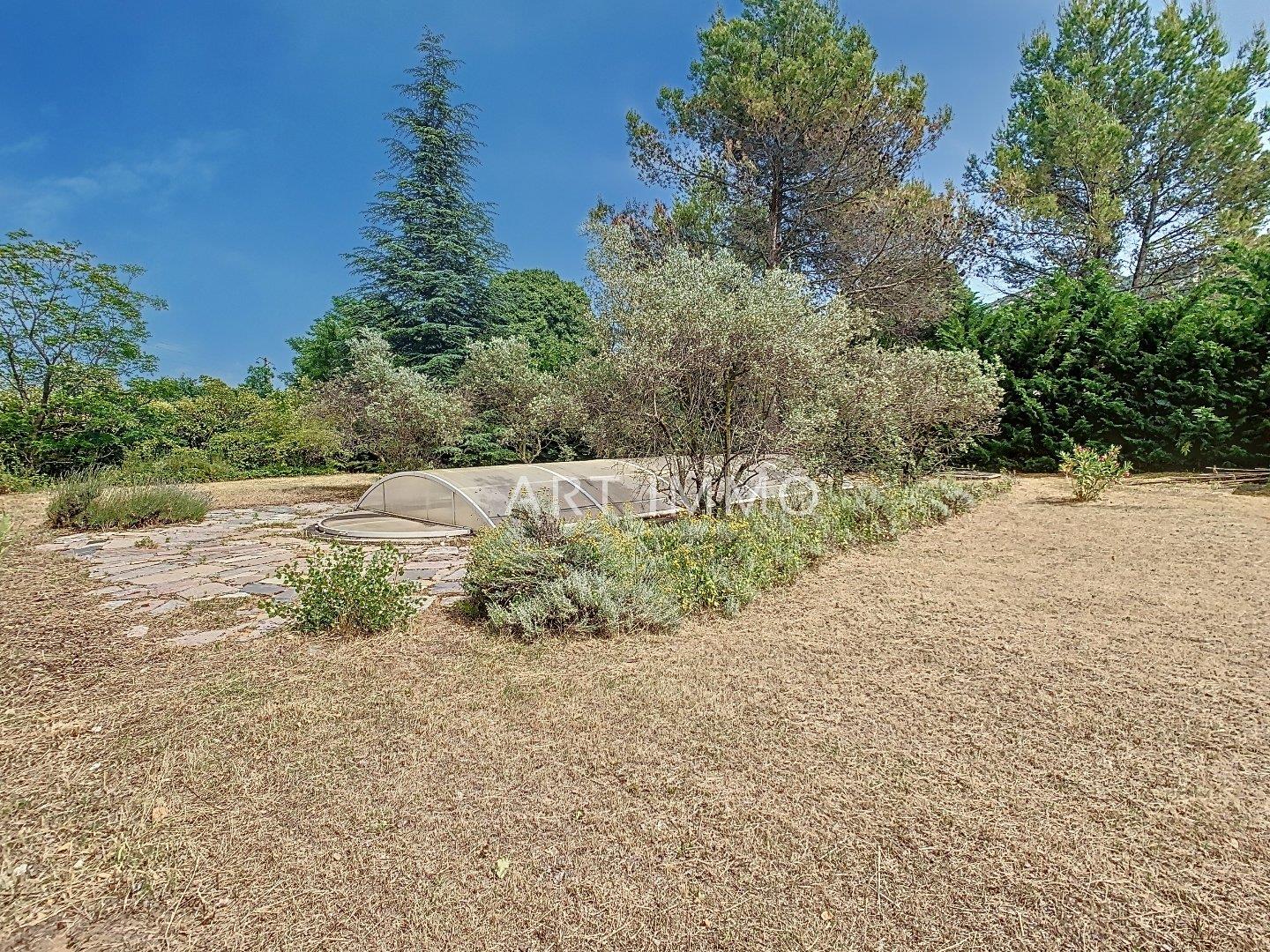 Terrain Constructible À Vendre Avec Vue Luberon